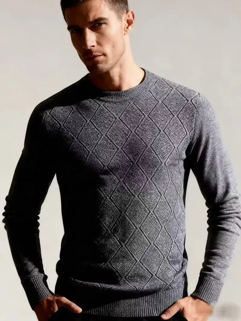 Stickad herrtröja med diamantmönster